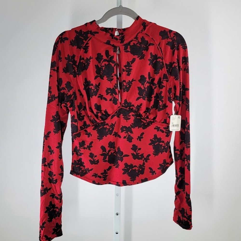 FREE  PEOPLE dinner party keyhole top Sz M NEW - Picture 6 of 9